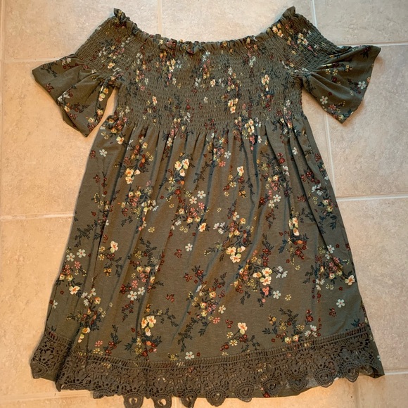Xhilaration Dresses & Skirts - NWT Xhiliration Baby Doll Dress